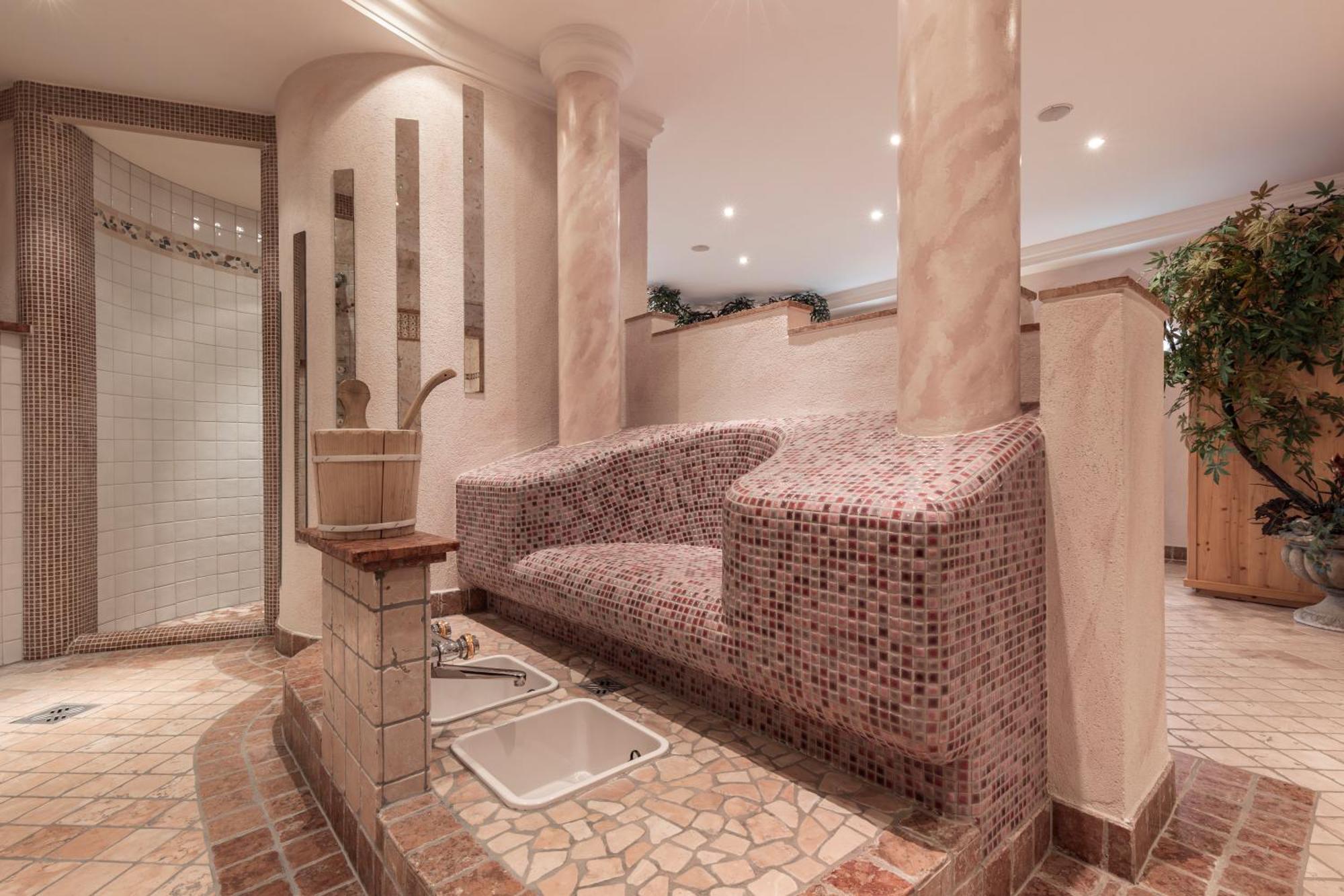 Schmid Rooms & Apartments Ишгль Экстерьер фото